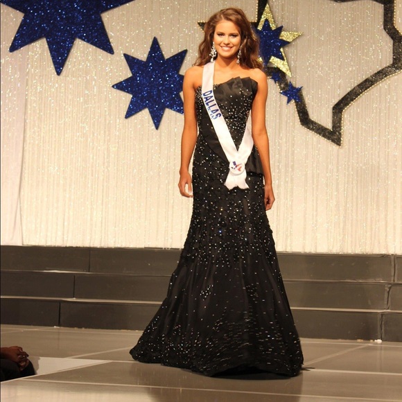 Rare Custom Tony Bowls Swarovski Crystal Gown